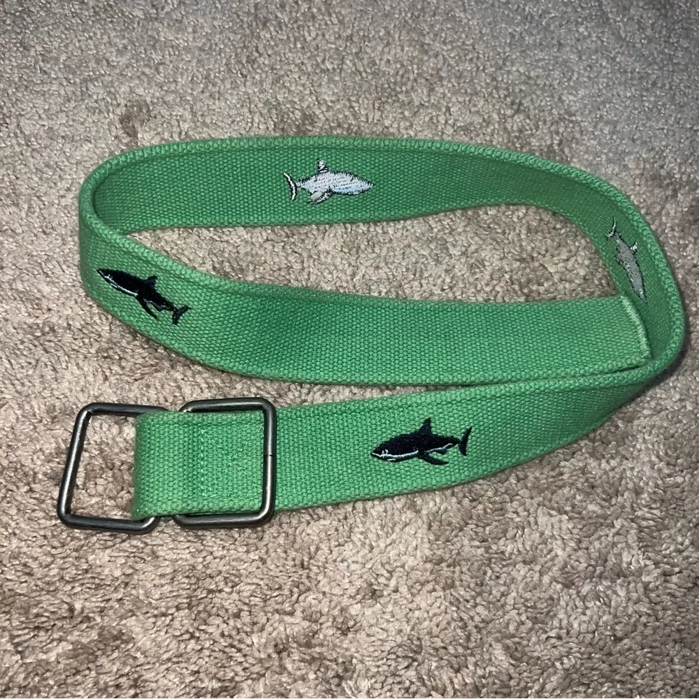 Vintage Green & Blue Embroidered Shark Child's Belt Size S/M 32”